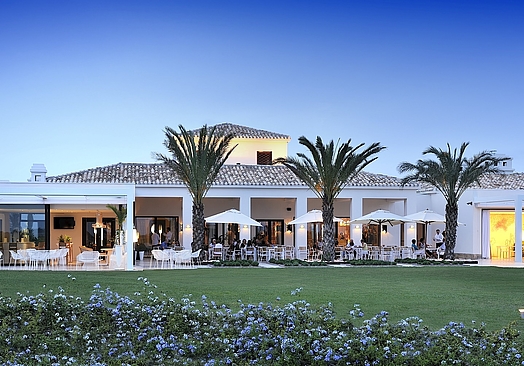 Las Colinas Golf & Country Club