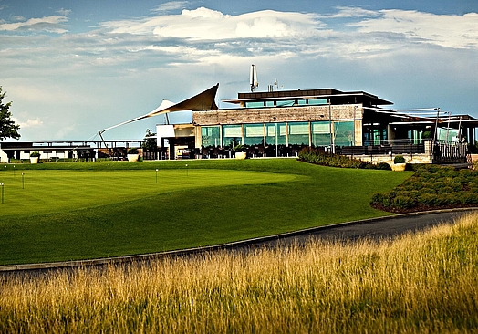 Albatross Golf Resort