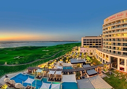 Crowne Plaza Yas Island by IHG