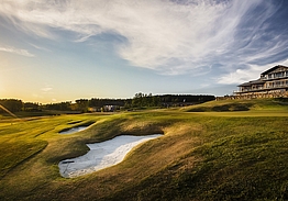 Hills Golf & Sports Club