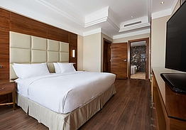 Hilton Pyramids Golf