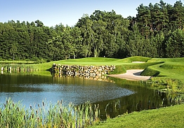 Modry Las Golf Resort | Golf i Polen