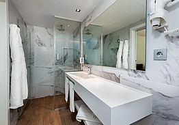 Kumara Serenoa by Lopesan Hotels