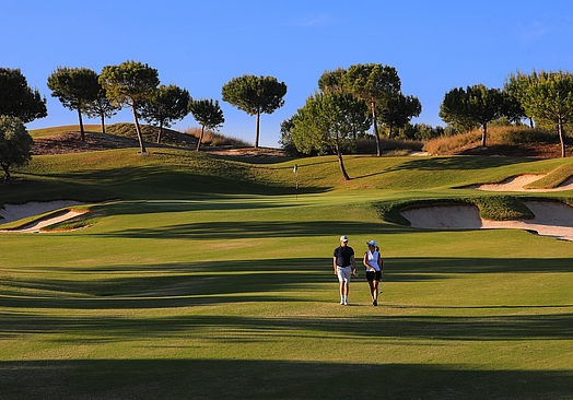 Las Colinas Golf & Country Club