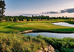 Albatross Golf Resort