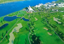 Dubai Creek Golf & Yacht Club