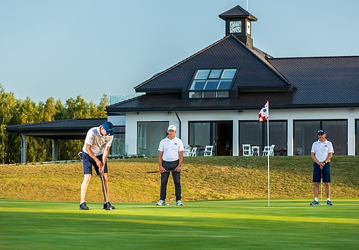 Modry Las Golf Resort | Golf i Polen