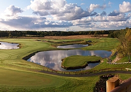 National Golf Resort