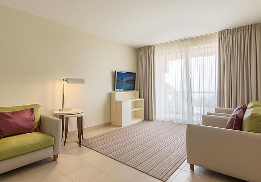 NAU São Rafael Suites
