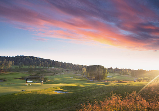 Hills Golf & Sports Club