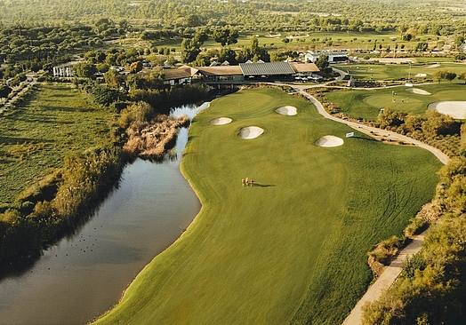 INFINITUM | Lakes Course