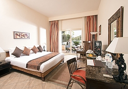 Swiss Inn Pyramids Golf