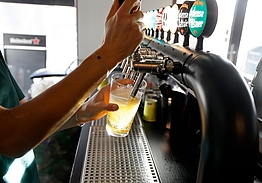 YARDS Urban Golf Lounge