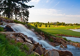 Albatross Golf Resort