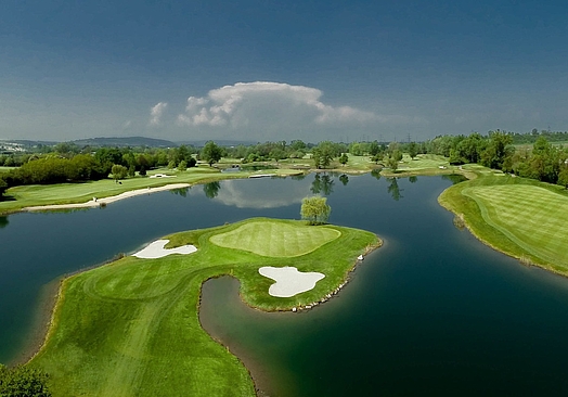 Diamond Country Club