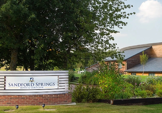 Sandford Springs Golf Resort