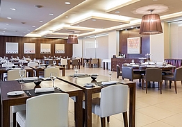 NAU São Rafael Suites