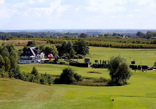 Binowo Park Golf Club