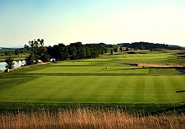 Albatross Golf Resort