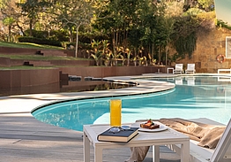 Onyria Marinha Boutique Hotel