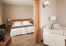 Mercure Atenea Aventura