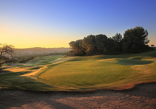 Las Colinas Golf & Country Club