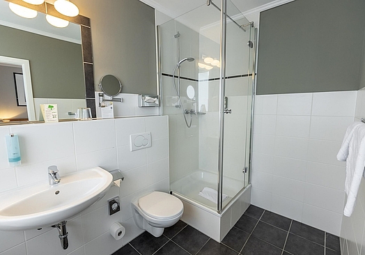 Comfort Hotel tom Kyle