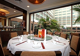 Ramada Plaza by Wyndham Bangkok Menam Riverside