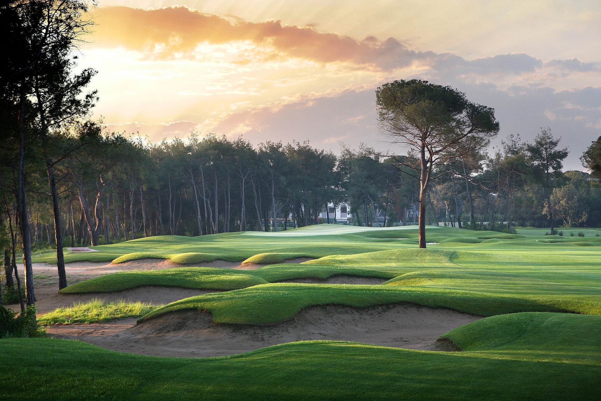 Voyage Belek Golf & Spa | Montgomerie Maxx Royal Golf Club