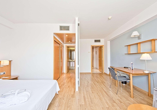 Aparthotel Atenea Valles | Golf i Barcelona