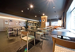 Aparthotel Atenea Valles | Golf i Barcelona