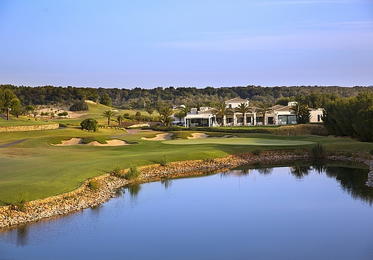 Las Colinas Golf & Country Club