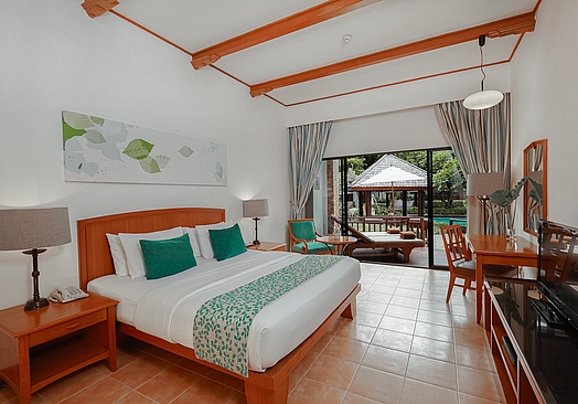 Woodlands Hotel & Resort