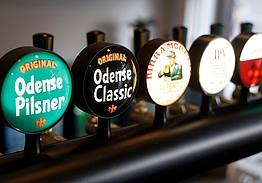 YARDS Urban Golf Lounge