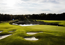 Hills Golf & Sports Club