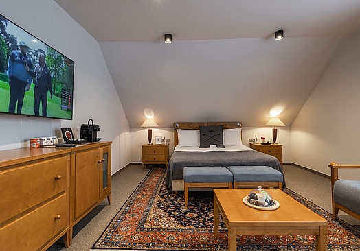 Royal Bled Resort | Lake's House