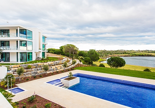 Monte Rei Golf & Country Club | Club House Residences