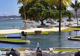 Shanti Maurice Resort & Spa