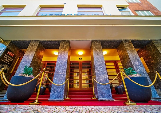 Albatross Golf Resort | Hotel Metropolitan Old Town