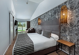 Kumara Serenoa by Lopesan Hotels