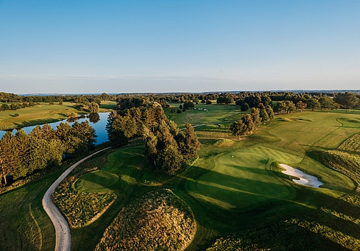 Simons Golf Club