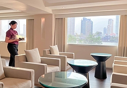 Ramada Plaza by Wyndham Bangkok Menam Riverside