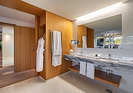 Onyria Marinha Boutique Hotel