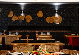 Wine & Books by the Sea