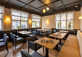 Comfort Hotel tom Kyle