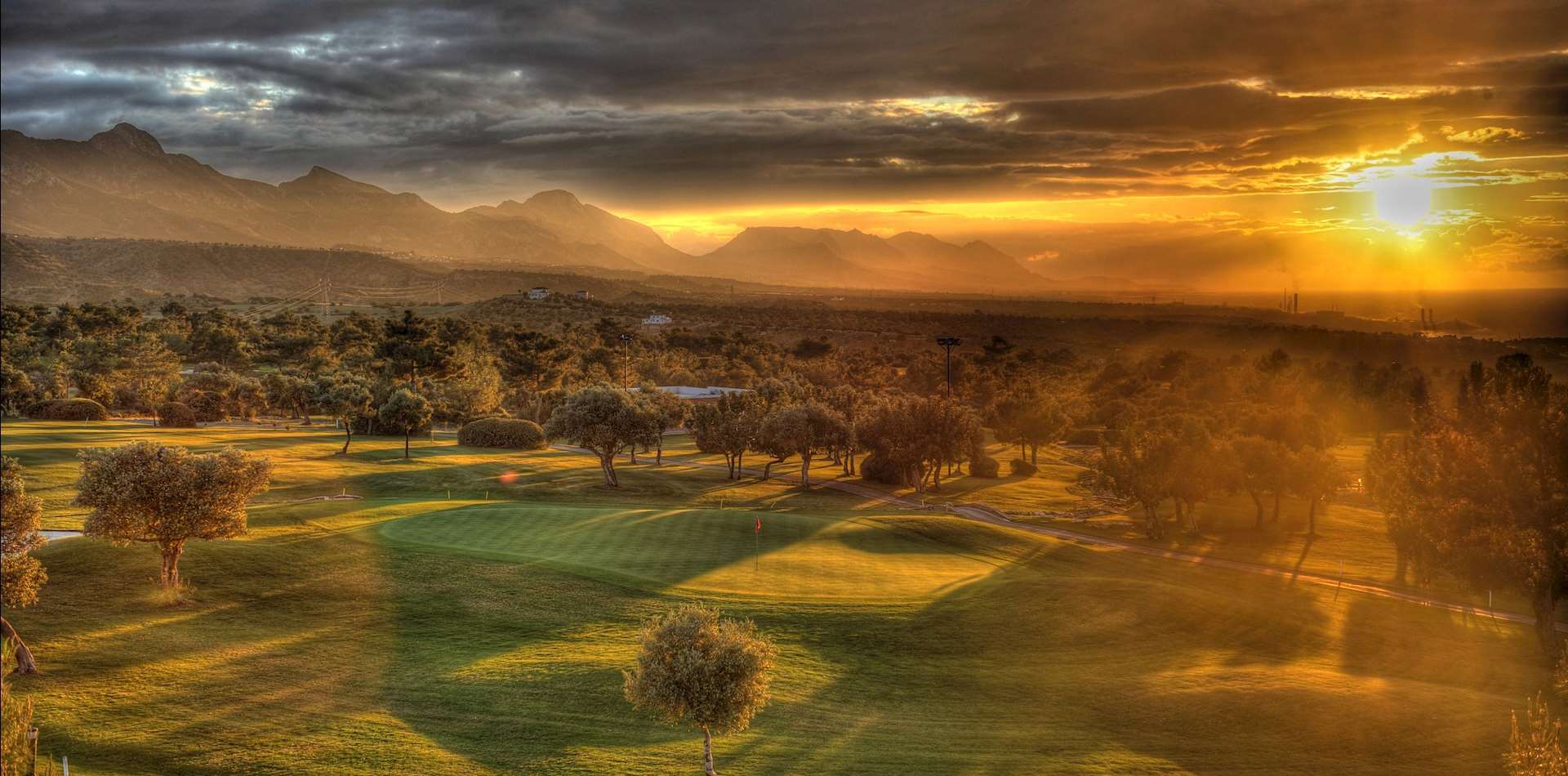 Korineum Golf & Beach Resort