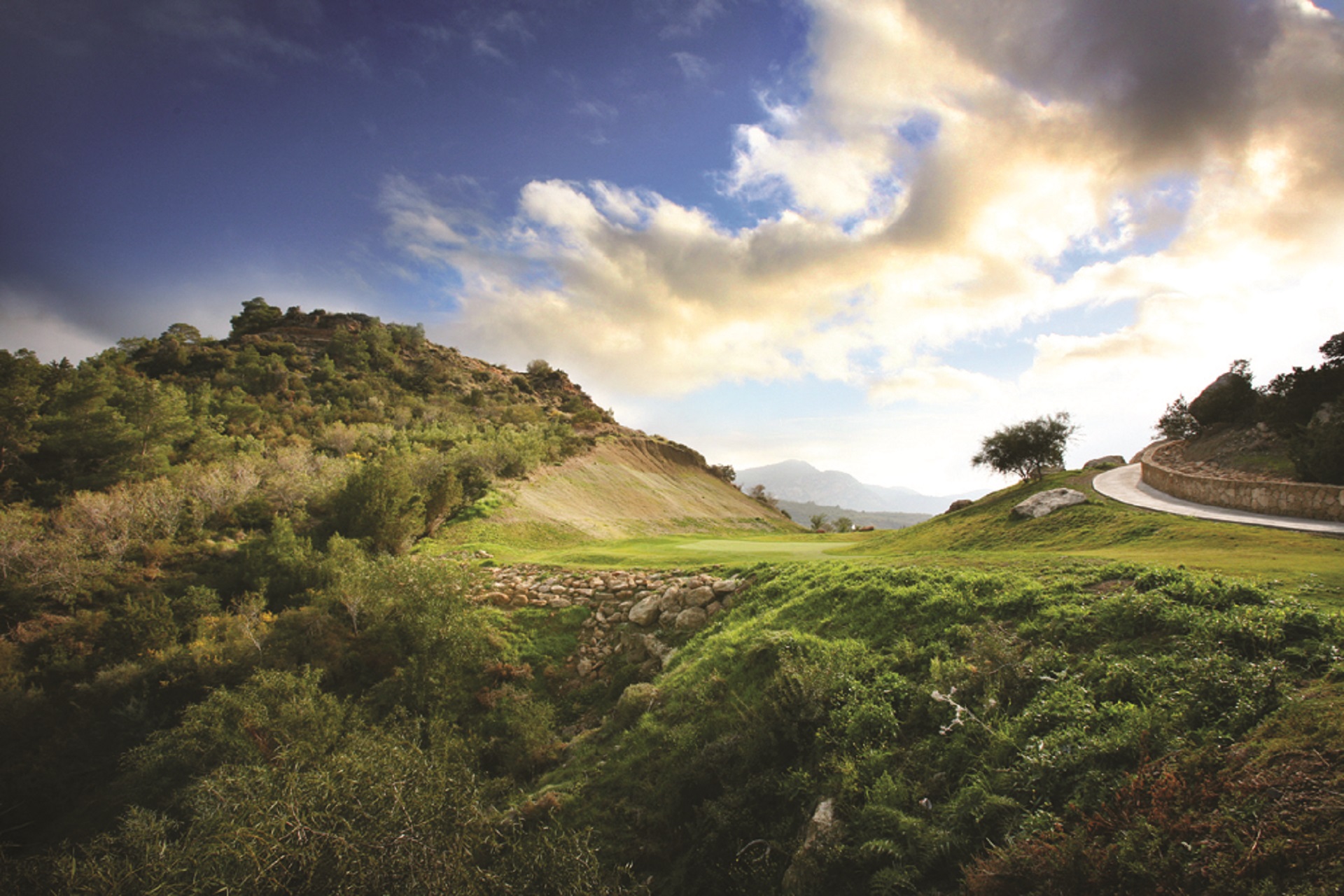 Korineum Golf & Beach Resort