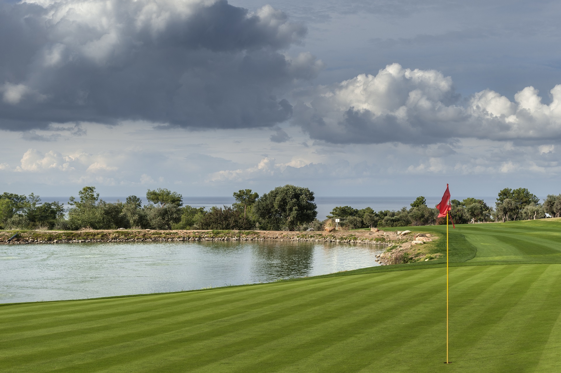 Korineum Golf & Beach Resort