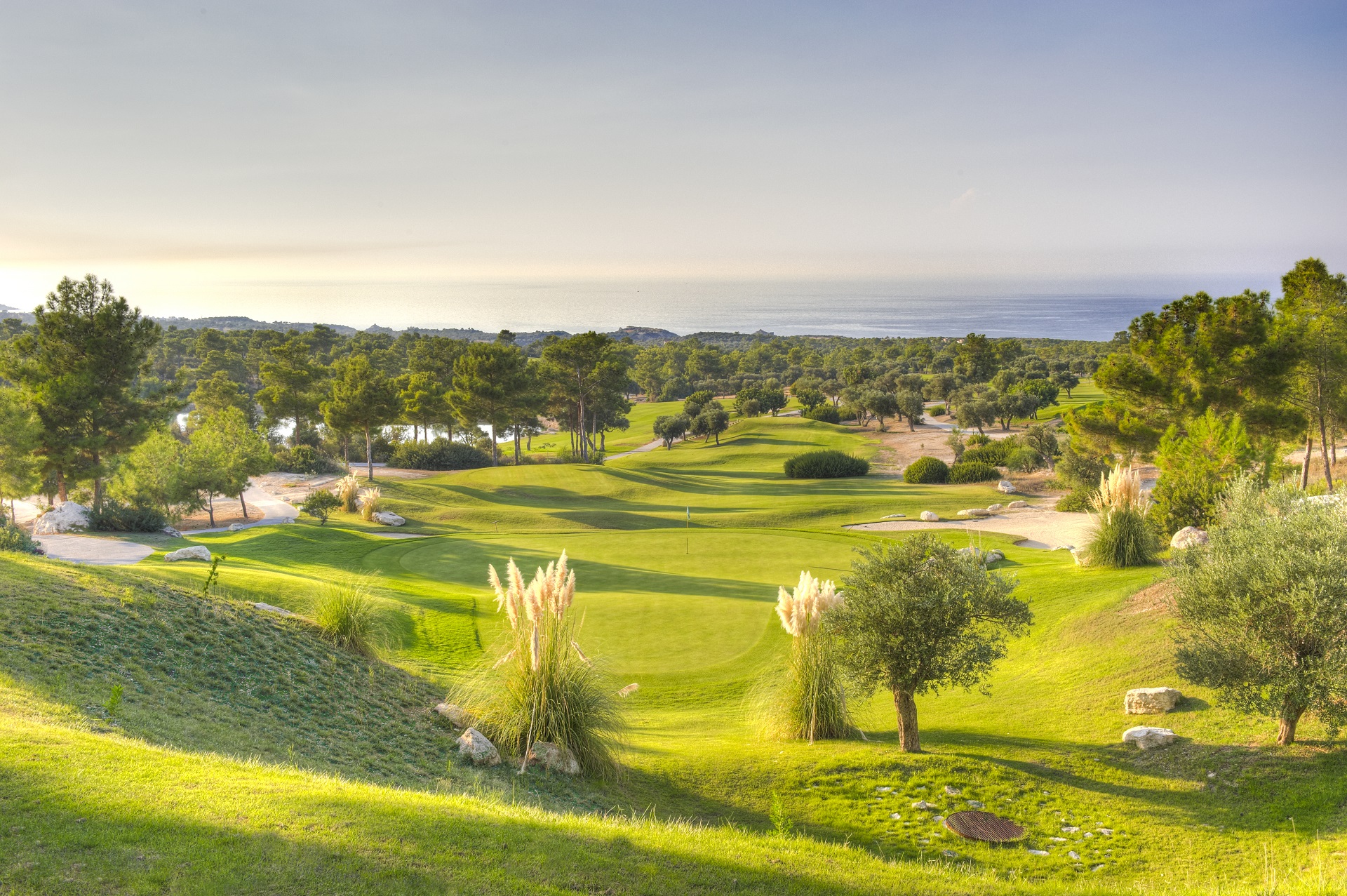Korineum Golf & Beach Resort