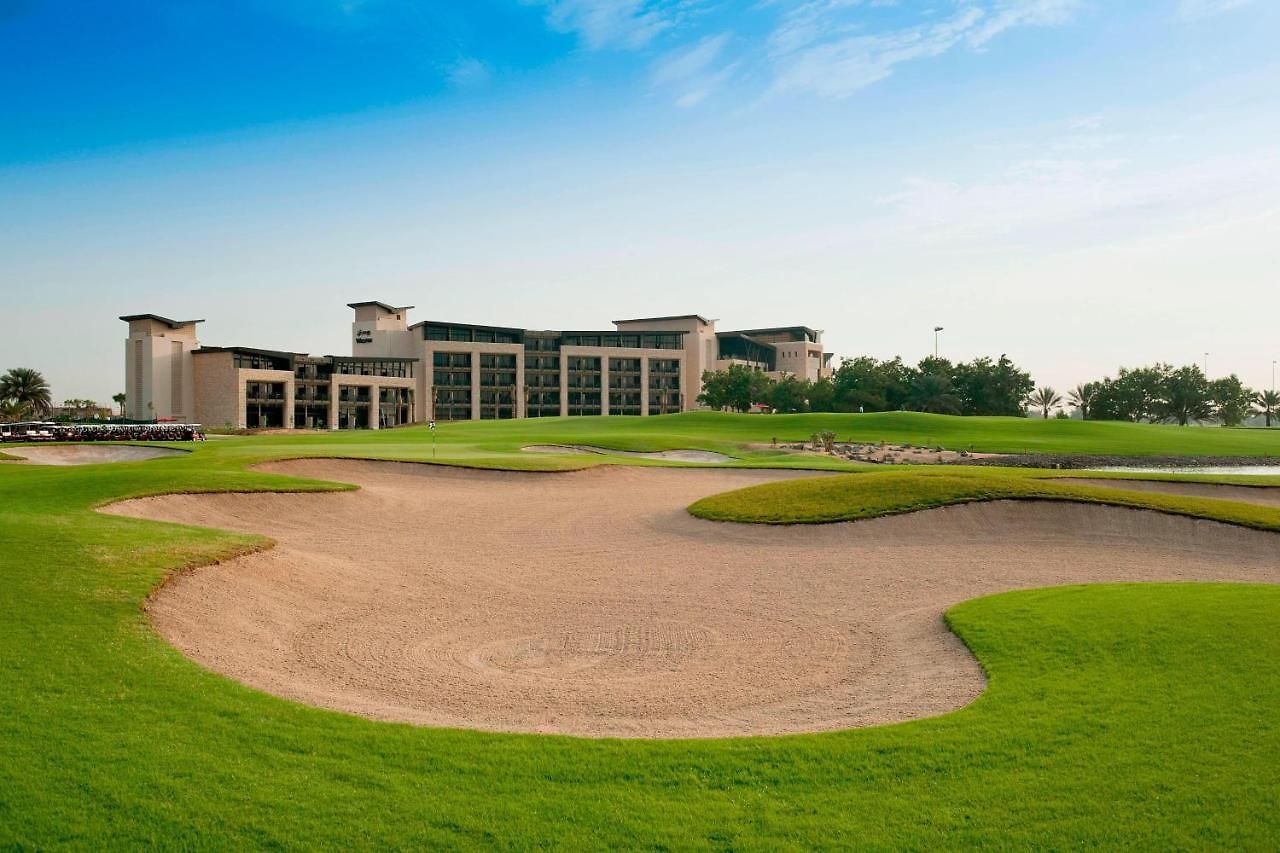 Abu Dhabi Golf Resort by Vogo